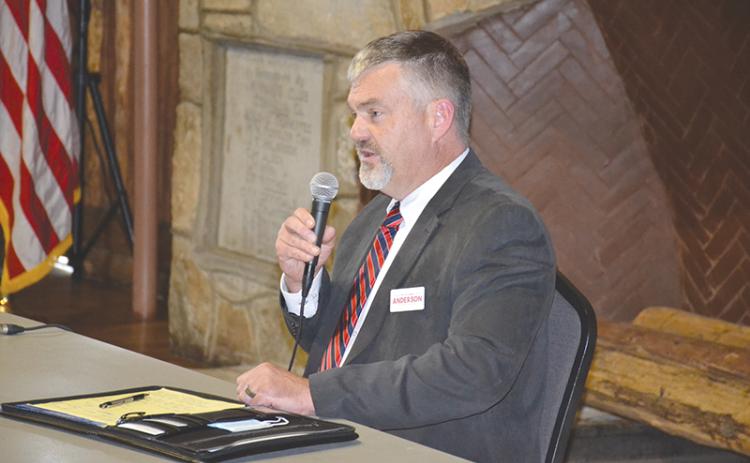 Victor Anderson speaks at a forum for the Republican primary in Cornelia.