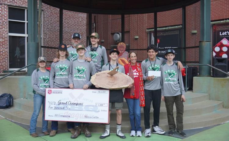 Tallulah Falls’ Pit Vipers are (from left) Brooke Hayes, Zach Freeman, Jake Owensby, Joel Bourlet, Melissa Cookston, Marc Crotta, Matthew Wolfe; back row, Tom Tilley and Teryk Tilley. TALLULAH FALLS SCHOOL/Submitted