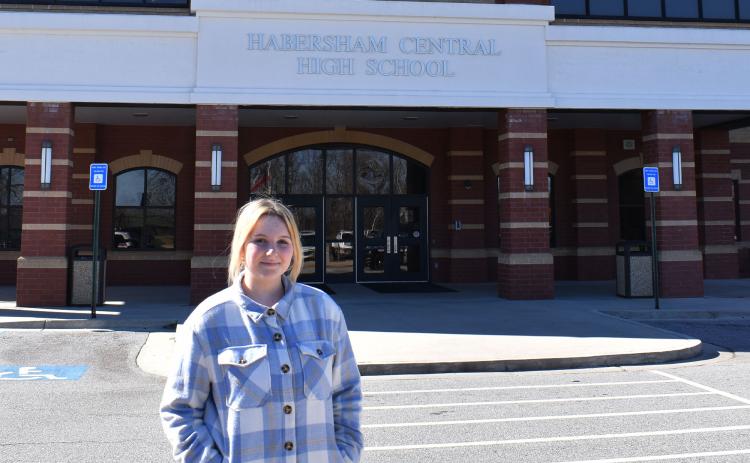 Autumn Fry wanted to graduate early so her grandparents could see her walk. AMARIS E. RODRIGUEZ/Staff