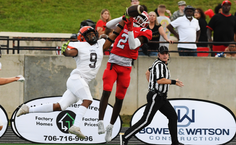 Habersham Central’s Sombdee Satiphone breaks up a pass intended for Stephens County’s Corey Ritchie during last Friday’s opening game. TOM ASKEW/Special