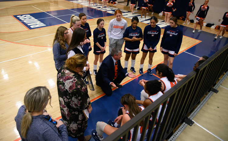 Lady Raiders coach Bill Bradley instructs his players during a timeout against Shiloh. Habersham’s girls can virtually lock up a playoff spot with a sweep in the final week of the regular season. ZACH TAYLOR/Special