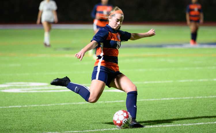 Habersham Central’s Maggie Vena (13) advances the ball toward the opposing Apalachee goal last week. ZACH TAYLOR/Special