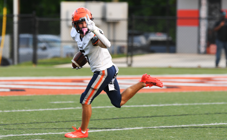 Habersham Central’s Zeke Whittington ran away from the competition during the spring game in Hart County, but the real tests begin this week and beyond as the Raiders look to bounce back from two consecutive 3-7 campaigns. TOM ASKEW/Special