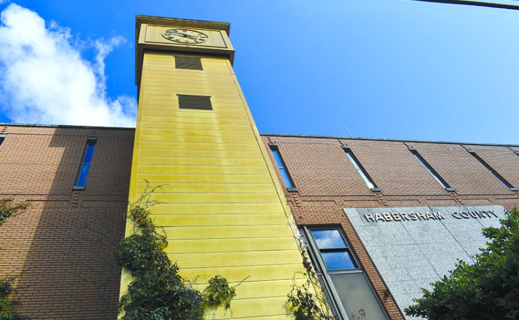The old courthouse survived another turn of the calendar this year, as the county takes bids with hopes of finally tearing the old build down after more than a decade. FILE