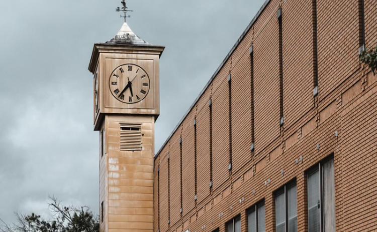 The old courthouse in Clarkesville is set to be torn down, but there are others who now claim they want to refurbish the building. ZACH TAYLOR/Special