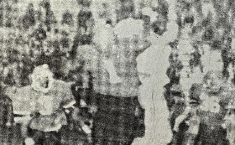 Habersham’s Scooter Garrison goes up for a catch during the 1992 season. FILE