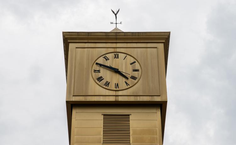After continued debates on demolition, the old courthouse still stands. ZACH TAYLOR/Staff