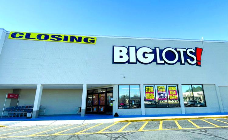Big Lots in Cornelia is one of hundreds of stores across the country closing. JULIANNE AKERS/Staff
