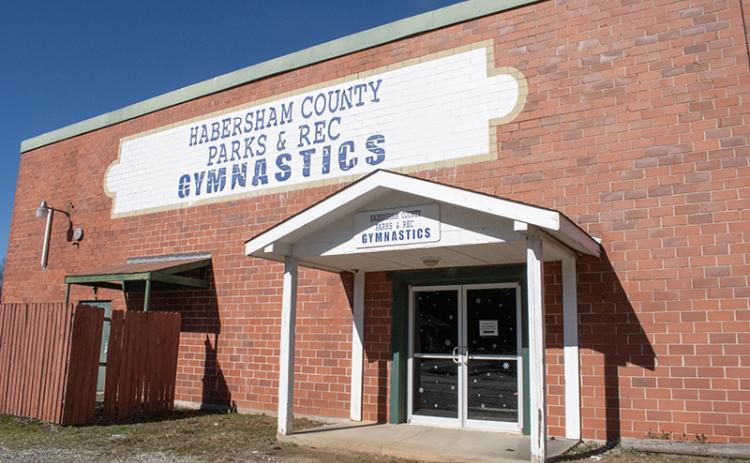 Gymnastics gym in Clarkesville sees damage from storm. JULIANNE AKERS/Staff