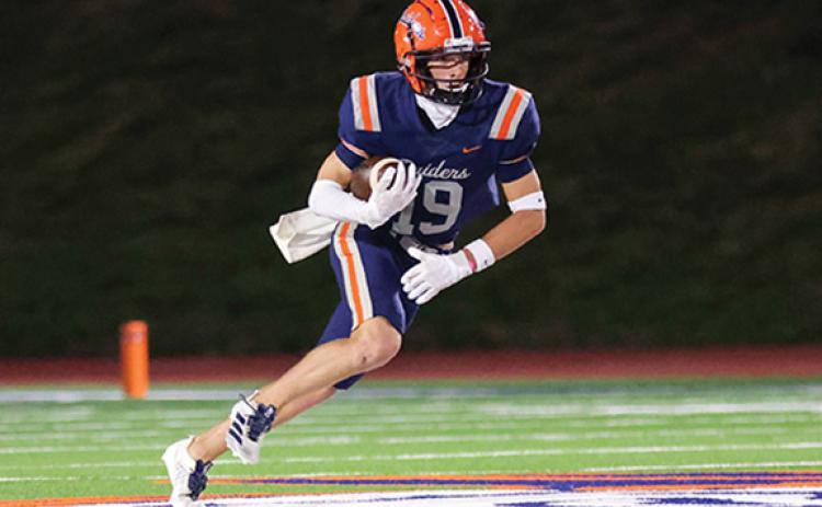 Habersham Central junior wide receiver Drake Roland (19) runs with the ball during a football game between Alcovy and Habersham Central at Raider Field on Friday, Oct. 10. (Landen Todd/Staff)