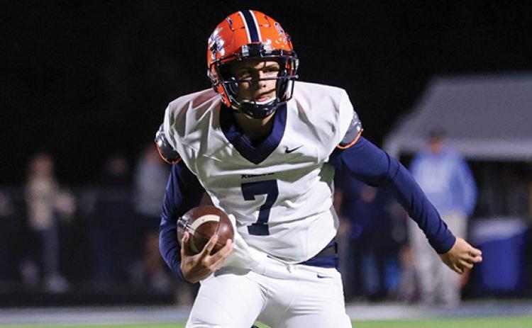 Habersham Central junior quarterback Paris Wilbanks (7) runs with the ball during a football game between Habersham Central and Apalachee at Apalachee Wildcats Football Stadium on Friday, Oct. 24. (Landen Todd/Staff)