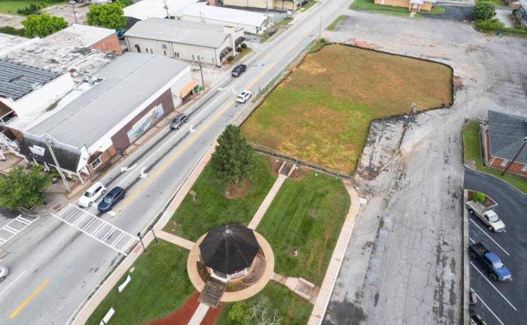 Clarkesville is moving forward with plans for a hotel to be built on the old courthouse property. (Zach Taylor/Staff)