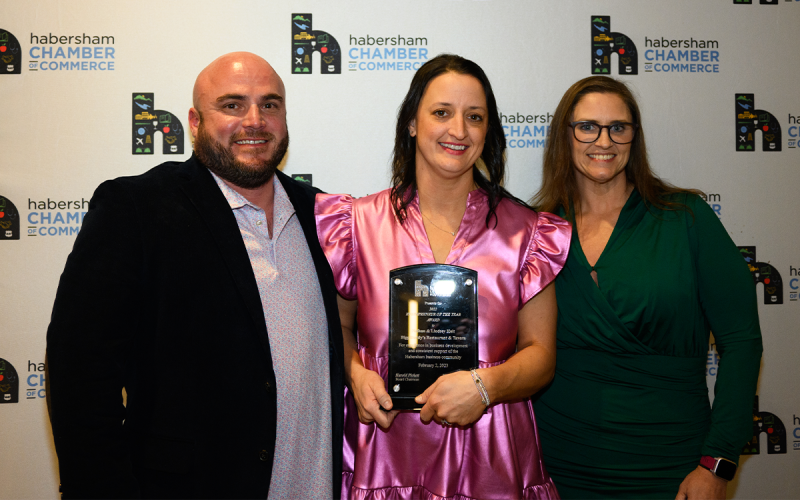 Habersham Chamber 2022 Entrepreneur of the Year went to Nathan and Lindsey Holt (left) and was presented by Jessie Owensby (right). ZACH TAYLOR/Special