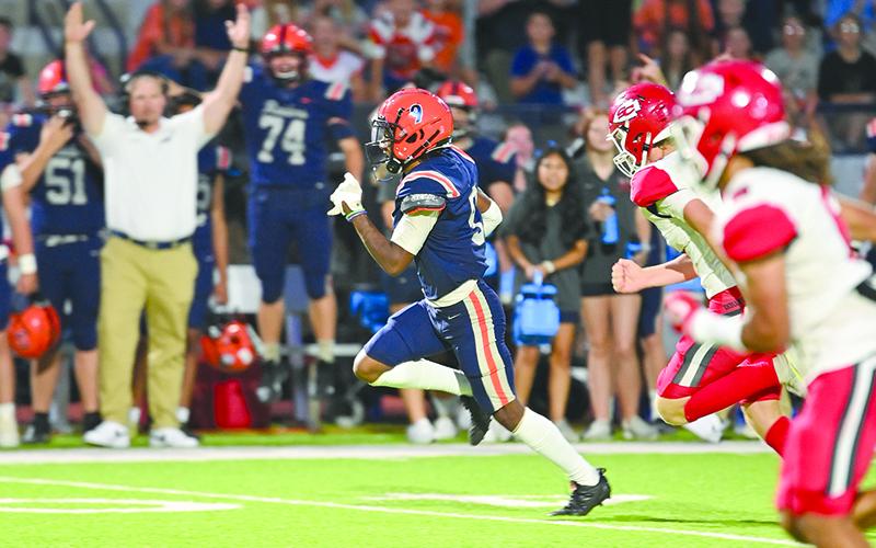 Habersham Central’s Somdee Satiphone Jr. takes a kick return to the house on Friday night against Stephens County. TOM ASKEW/Special