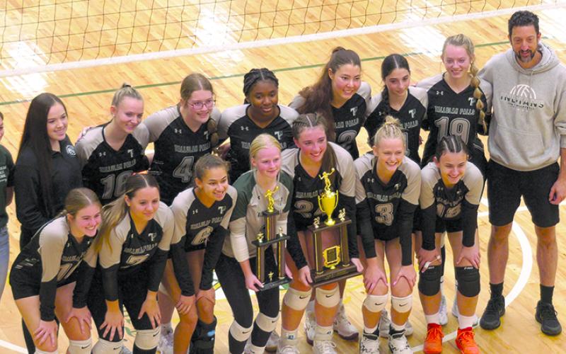 Tallulah Falls’ volleyball team brought home another area tournament title on Saturday. Show are (back row, from left) manager Emilee Jones, assistant coach Rebakah Jennings, Ashlyn Yaskiewicz, Shelby Whisnant, Kiersten George, Katarina Foskey, Rebecca Heyl, Skylyn Yaskiewicz and Lady Indians head coach Matt Heyl. Front row are (from left) Chesney Tanksley, Julia Smith, Julianne Shirley, Kate Gary, Addy McCoy, Claire Kelly and Iva Ristic. TFS ATHLETICS/Submitted