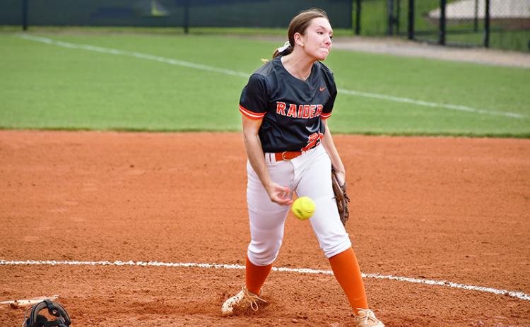 Habersham Central’s Hannah Odum fires to the plate during the Lady Raiders’ win over Gainesville. LANG STOREY/Staff